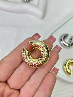 Ear cuff chunky